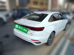Geely Emgrand 2022 4th Generation 1.5L CVT Luxury - ფოტო 4