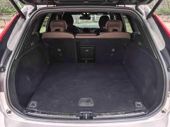 Volvo XC60 B5 AWD Smart Remote Luxury Edition - ფოტო 6
