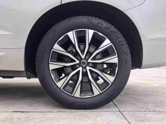 Volvo XC60 B5 AWD Smart Remote Luxury Edition - ფოტო 7
