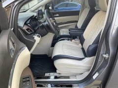 Buick GL8 Land Business Class 652T Comfort - ფოტო 4