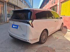 Buick GL8 New Energy Luxe Premium 7-Seater - ფოტო 3