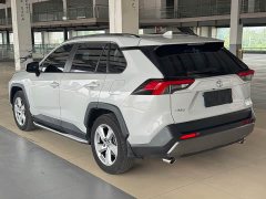 Toyota RAV4 2.0L CVT FWD Fashion Plus Edition - ფოტო 4