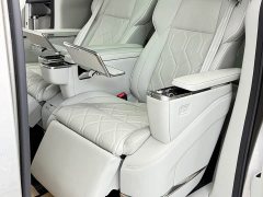 Volvo EM90 2025 Ultra six-seater - ფოტო 10