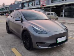 Tesla Model Y Rear-Wheel Drive - ფოტო 4