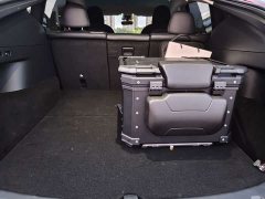 Tesla Model Y Rear-Wheel Drive - ფოტო 8
