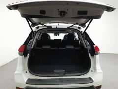 Nissan Qashqai 2.5L CVT 4WD XL ITS 3-Row 7-Seat Luxury Premier Edition - ფოტო 16