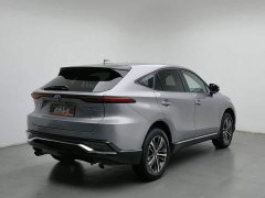 Toyota Veza 2022 2.0L CVT FWD Luxury - ფოტო 2