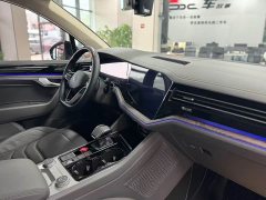 Volkswagen Touareg 3.0TSI Sharp Enjoyment Edition Jet Black Sport Package - ფოტო 9