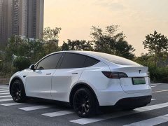 Tesla Model Y 2022 Facelift Rear-Wheel Drive - ფოტო 3