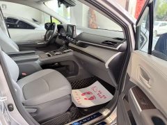 Toyota Grevias 2.5L Hybrid Comfort Edition - ფოტო 16