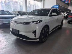 Dongfeng eπ008 636Max Pure Electric 6-Seater - ფოტო 1