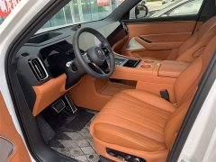AITO Aion M8 Extended Range Max 53.4kWh 6-Seater with 192-Channel LiDAR - ფოტო 3