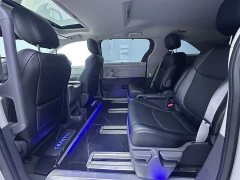 Toyota Gravia 2.5L Hybrid Comfort Edition - ფოტო 8