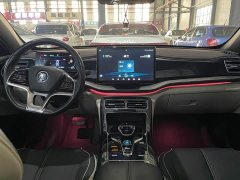 BYD Qin Plus Champion Edition DM-i 120KM Excellence - ფოტო 9