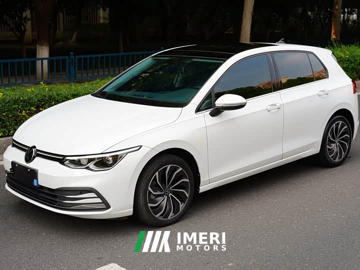 Volkswagen Golf 2023 280TSI DSG Pro - ავტომობილი ჩინეთიდან