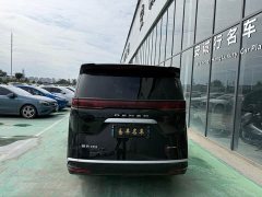 Denza D9 2022 DM-i 970 AWD Flagship - ფოტო 17