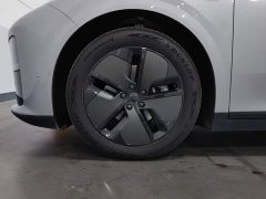 Li Auto i6 Two-Wheel Drive Standard - ფოტო 17
