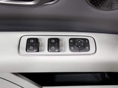 Li Auto i6 Two-Wheel Drive Standard - ფოტო 9