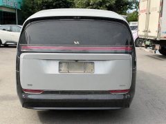 Li Auto Li Xiang MEGA Ultra - ფოტო 9