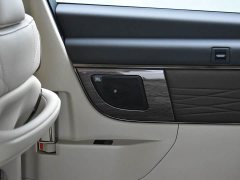 Toyota Vellfire 2024 Crown Hybrid 2.5L Executive Premier Edition - ფოტო 20