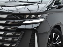 Toyota Vellfire 2024 Crown Hybrid 2.5L Executive Premier Edition - ფოტო 5