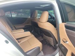 Lexus ES 200 Premium Edition - ფოტო 10