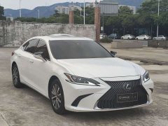 Lexus ES 200 Premium Edition - ფოტო 3