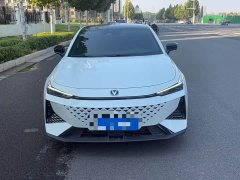 Changan UNI-V 1.5T Premium - ფოტო 2