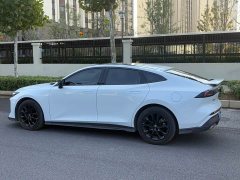 Changan UNI-V 1.5T Premium - ფოტო 8