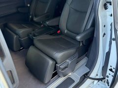 Toyota Sienna 2.5L Hybrid Premium Edition - ფოტო 8