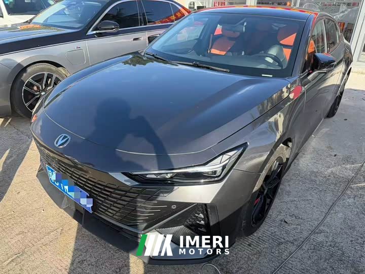 Changan UNI-V 1.5T Premium