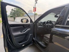Toyota Highlander 2022 Dual-Engine 2.5L RWD Elite Edition 7-seater - ფოტო 7