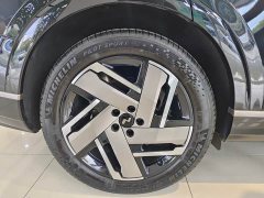 Nio Lerado L90 Max Six-Seater - ფოტო 10