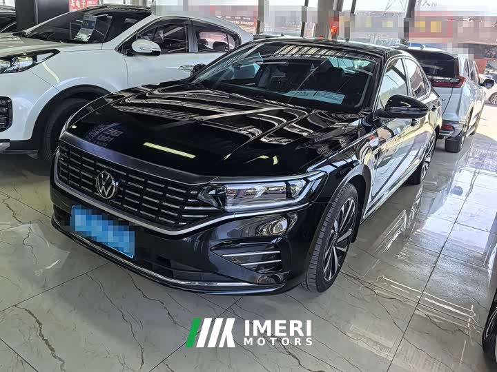Volkswagen Passat 330TSI Elite