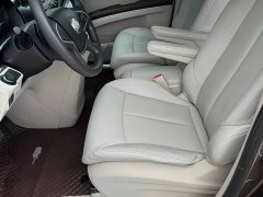 Buick GL8 Land Business Class Comfort Edition - ფოტო 6