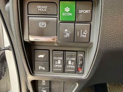 Honda Odyssey 2.0L e:HEV Luxury - ფოტო 12
