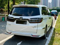 Honda Odyssey 2.0L e:HEV Luxury - ფოტო 15