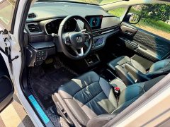 Honda Odyssey 2.0L e:HEV Luxury - ფოტო 4