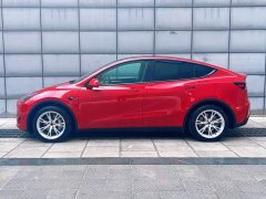 Tesla Model Y 2022 Facelift Rear-Wheel Drive - ფოტო 3