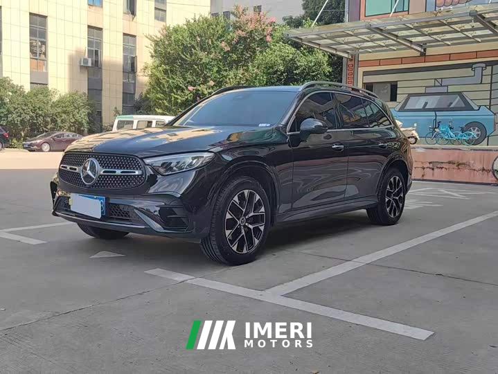 Mercedes-Benz GLC 260 L 4MATIC Luxury 5-Seater