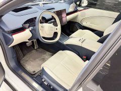 Zeekr 007 Rear-Wheel Drive Smart Driving Edition 100kWh - ფოტო 3
