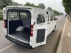 Wuling Yangguang 440km Passenger Vehicle Comfort Edition 6-Seater - ფოტო 10