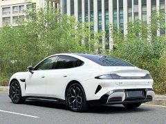 Xiaomi SU7 2024 Rear-Wheel Drive Long Range Smart Driving Edition - ფოტო 11