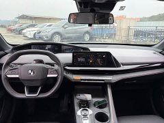Changan UNI-V 1.5T Premium - ფოტო 4
