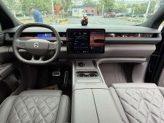 NIO ES8 Six-Seat Executive Luxury Edition - ფოტო 4