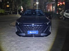 Changan UNI-Z 1.5T Premium Edition - ფოტო 2