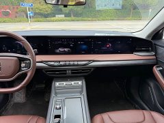 Lincoln Z 2.0T AWD Prestige Hybrid - ფოტო 18