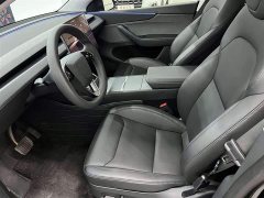 Tesla Model Y Rear-Wheel Drive - ფოტო 11