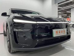 Tesla Model Y Rear-Wheel Drive - ფოტო 6