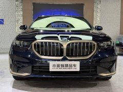 BMW 5 Series 530Li Luxury Edition Premium Package - ფოტო 2